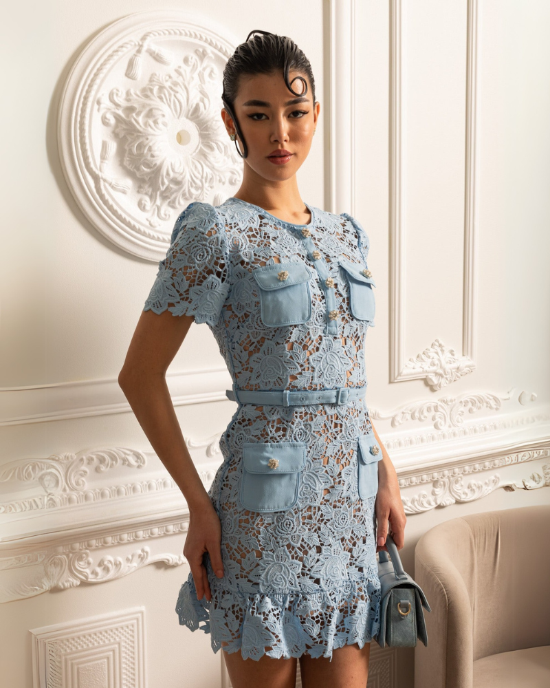 AZURÉLLE | ROBE EN DENTELLE FLEURIE