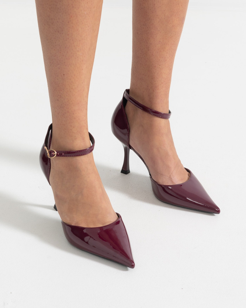 ÉTOILÉ VERNIS | GLOSSY HEELS