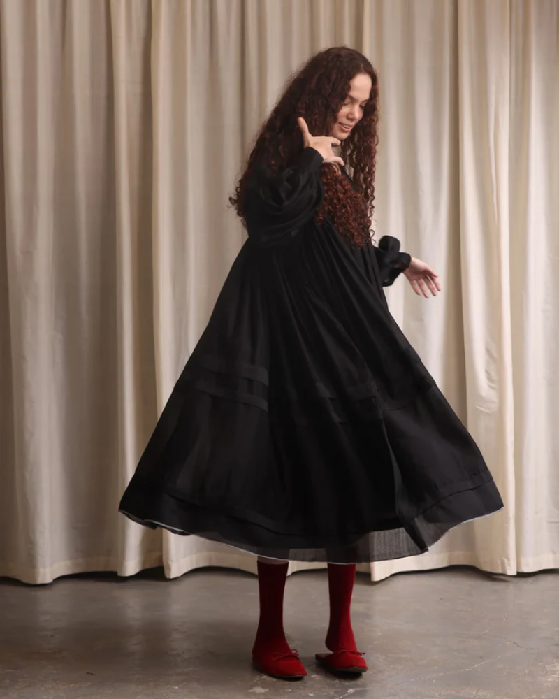 LORENTHEA NOIR | ROBE VOLUMINEUSE