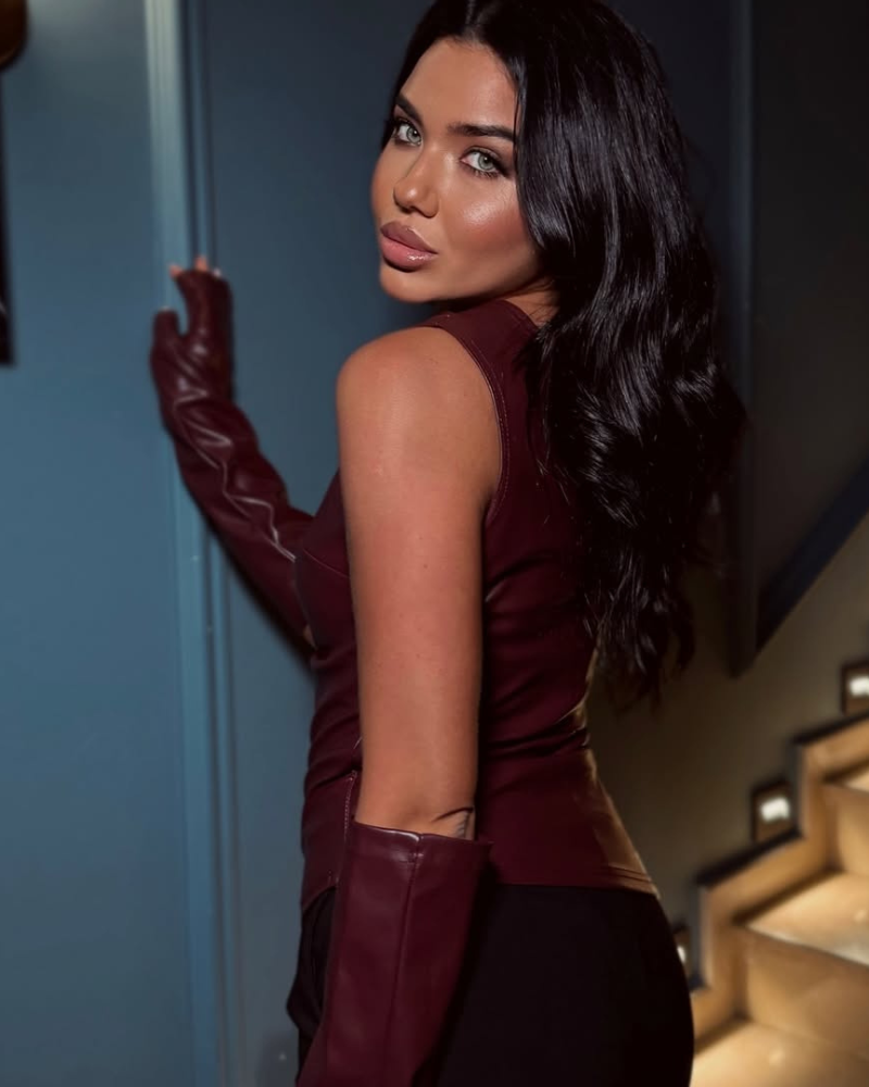 CARMINE | ENSEMBLE HAUT ET GANTS À UNE ÉPAULE