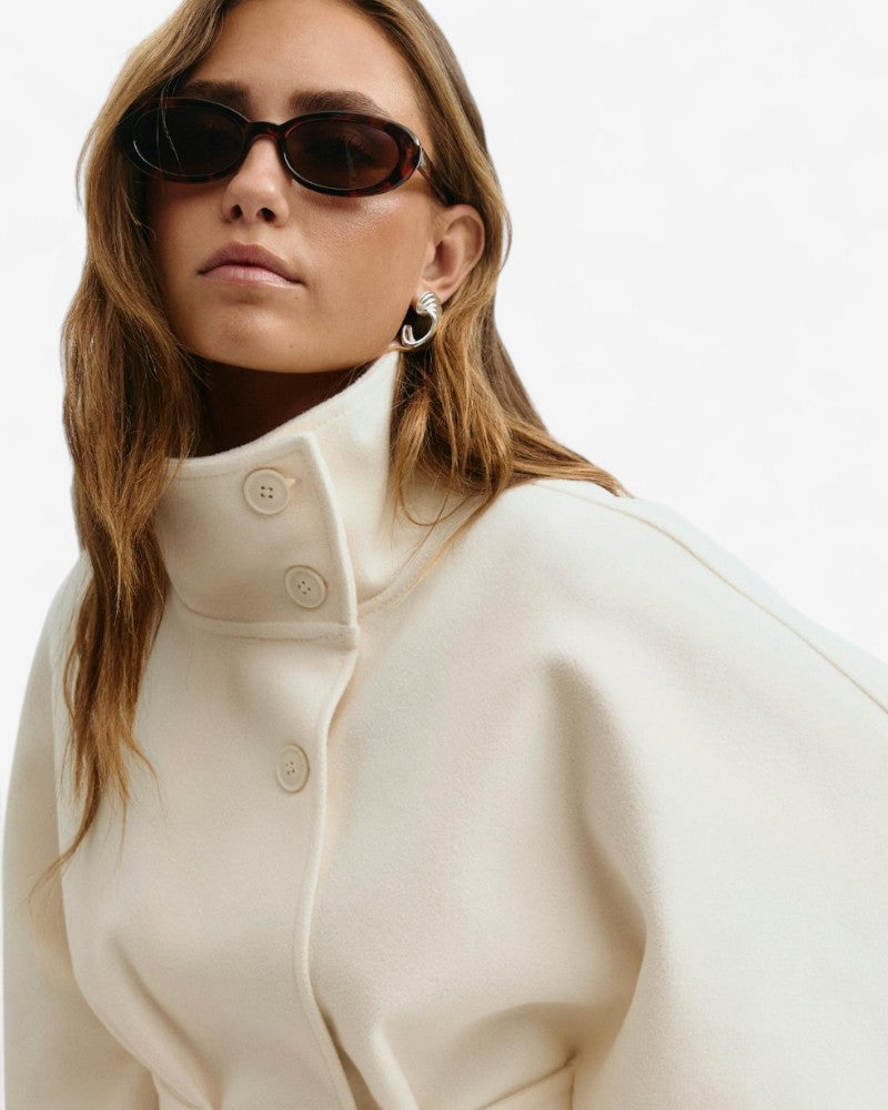 VALRENE | VESTE CAPE CEINTURÉE