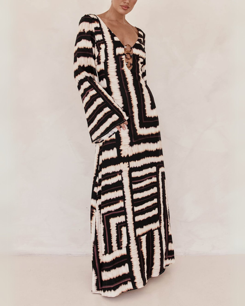 VIRELLE | RING-DETAIL DRESS