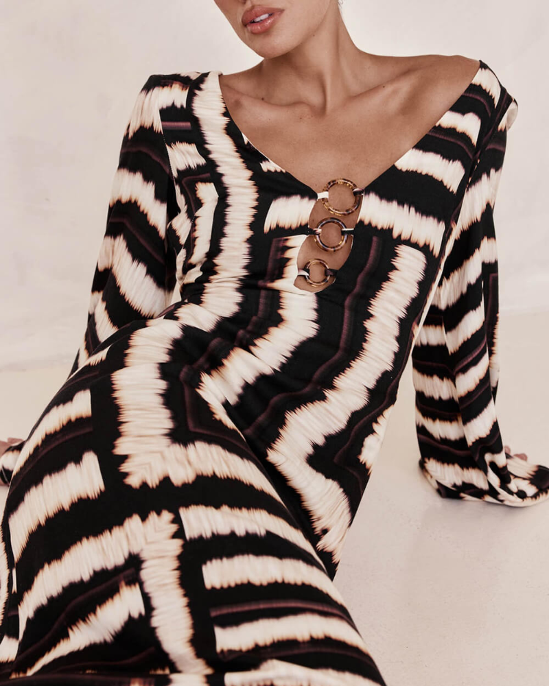 VIRELLE | RING-DETAIL DRESS