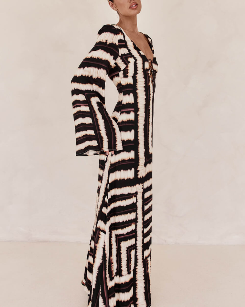 VIRELLE | RING-DETAIL DRESS