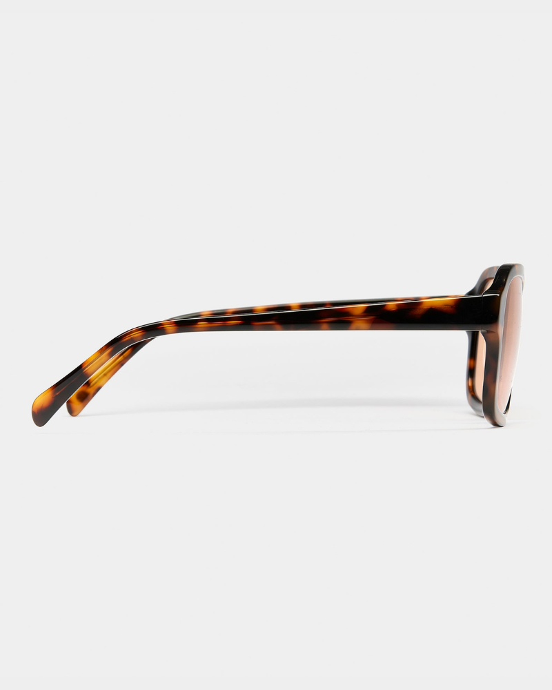 SUNGLOW | DELUXE SHADES