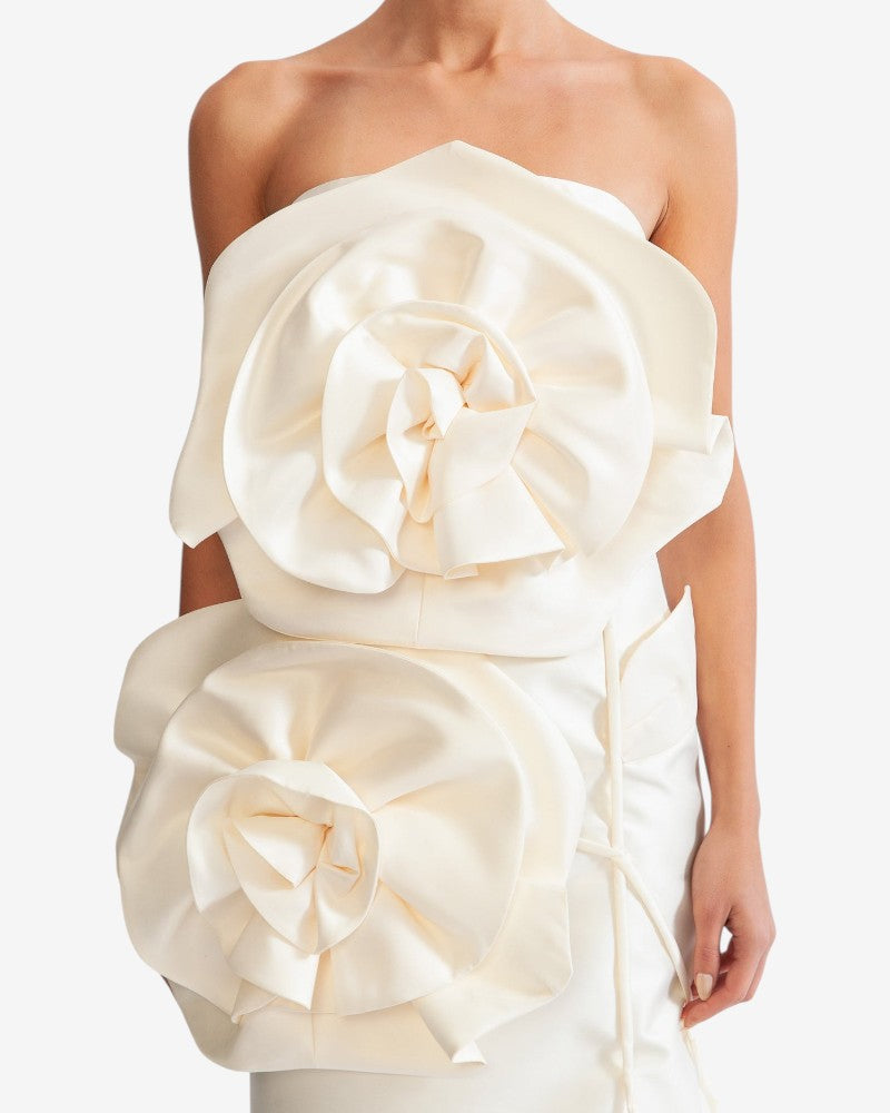 IVOIRÉ | SCULPTED BLOOM DRESS
