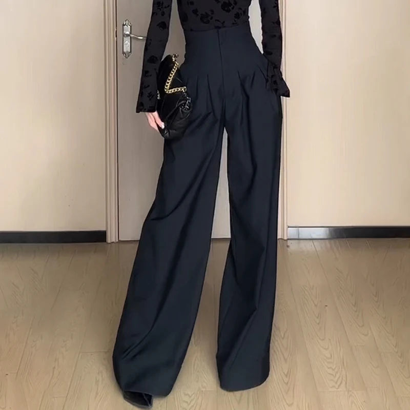 LÉORA | TAILORED GRACE